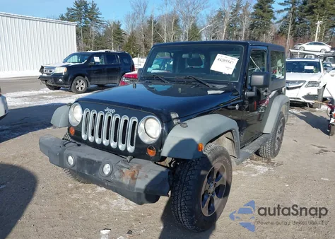 2011 Jeep Wrangler Sport z USA, uszkodzony, nr VIN 1J4AA2D19BL548560